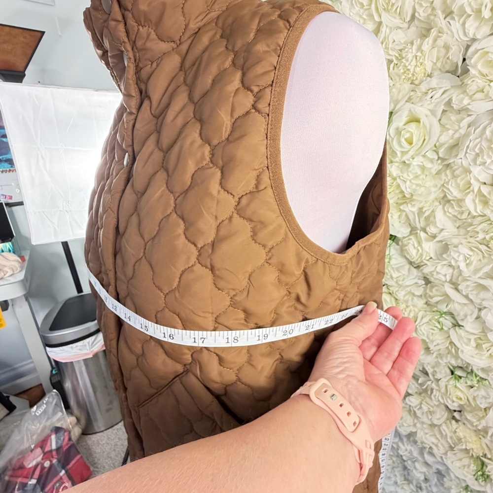 Evaless Camel Quilted Puffer Vest Womens Large Lightweight Fall Winter Jacket - Picture 6 of 11